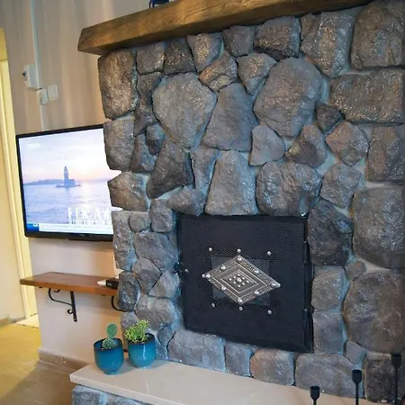 The Pearl House *